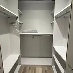 Ambasador 3 Apartment