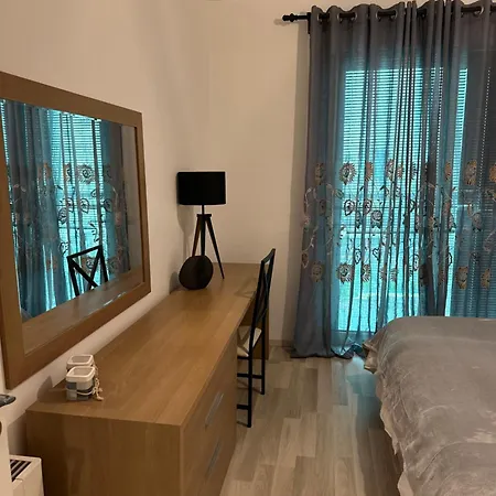 Ambasador 3 Тирана